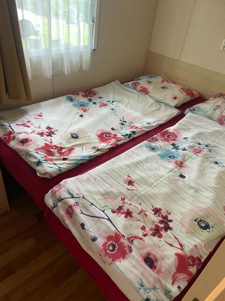 Mobilheimy Na Lomu Hotel Konstantinovy Lazne Ngoại thất bức ảnh